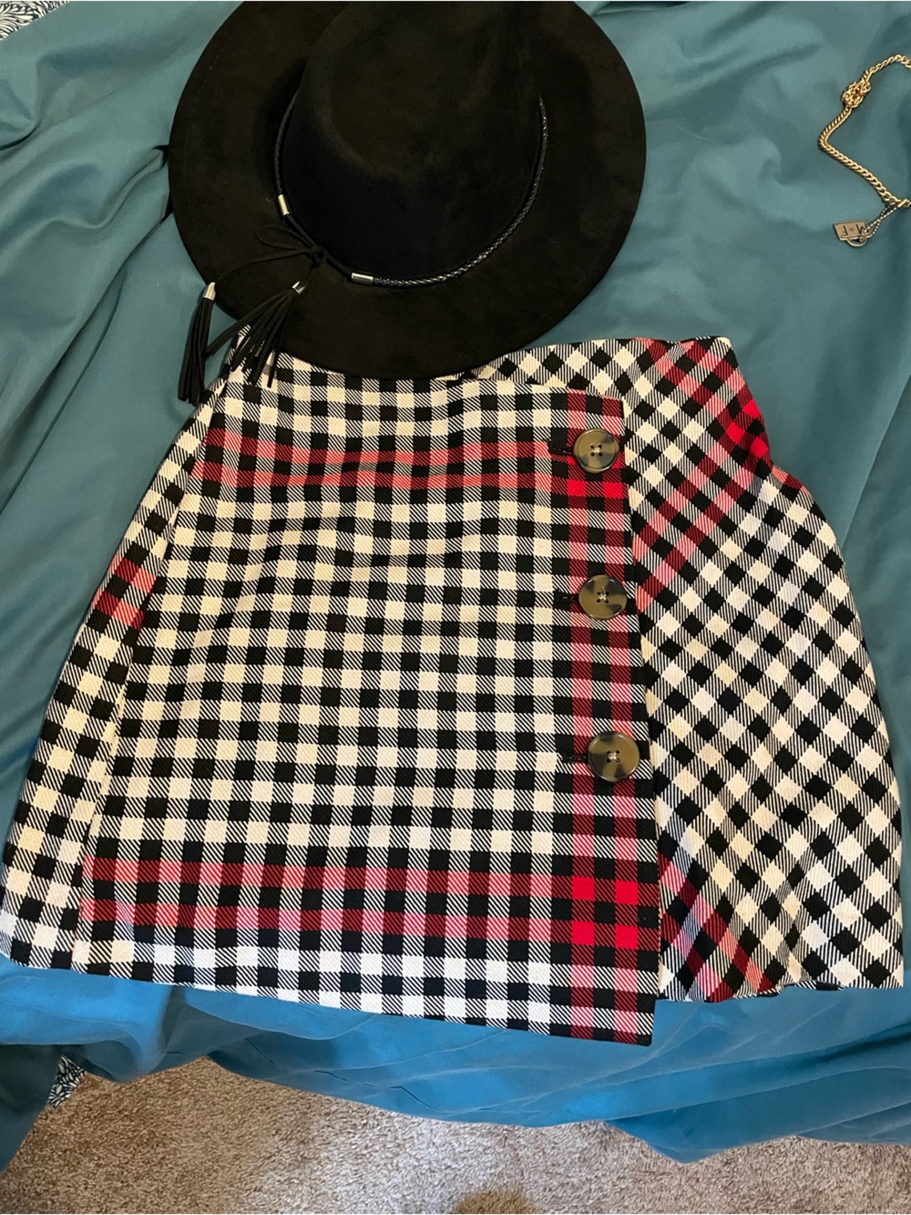 Who What Wear Black White and Red Gingham Button-Detail Skirt